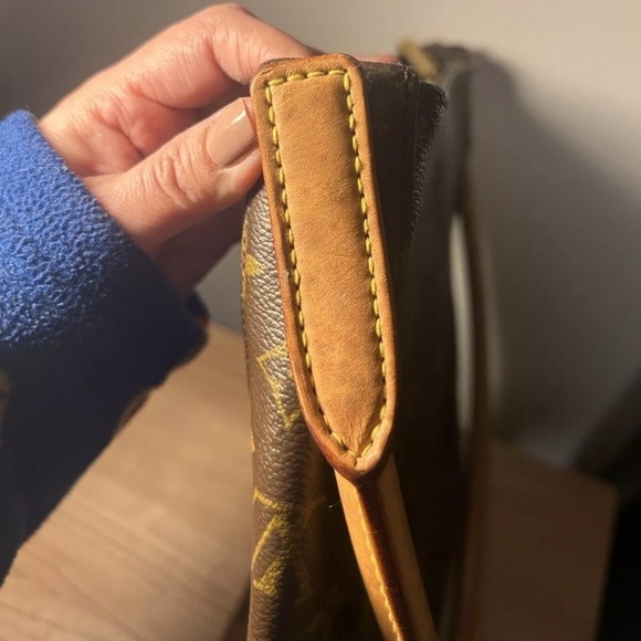 LOUIS VUITTON Shoulder Bag Monogram auth - Picture 9 of 15